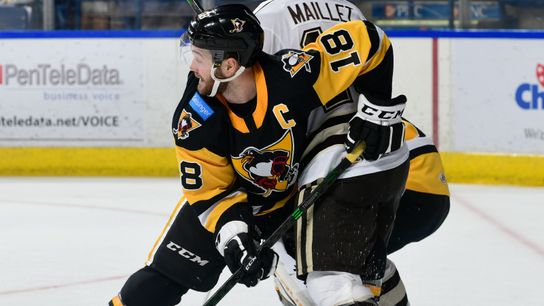 Currie 'good to go' after 'terrifying' injury scare taken at PPG Paints Arena (Penguins)